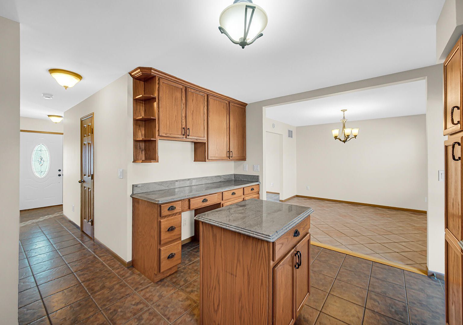 253 Moncrief Dr Valparaiso, IN 46385 | Single Family