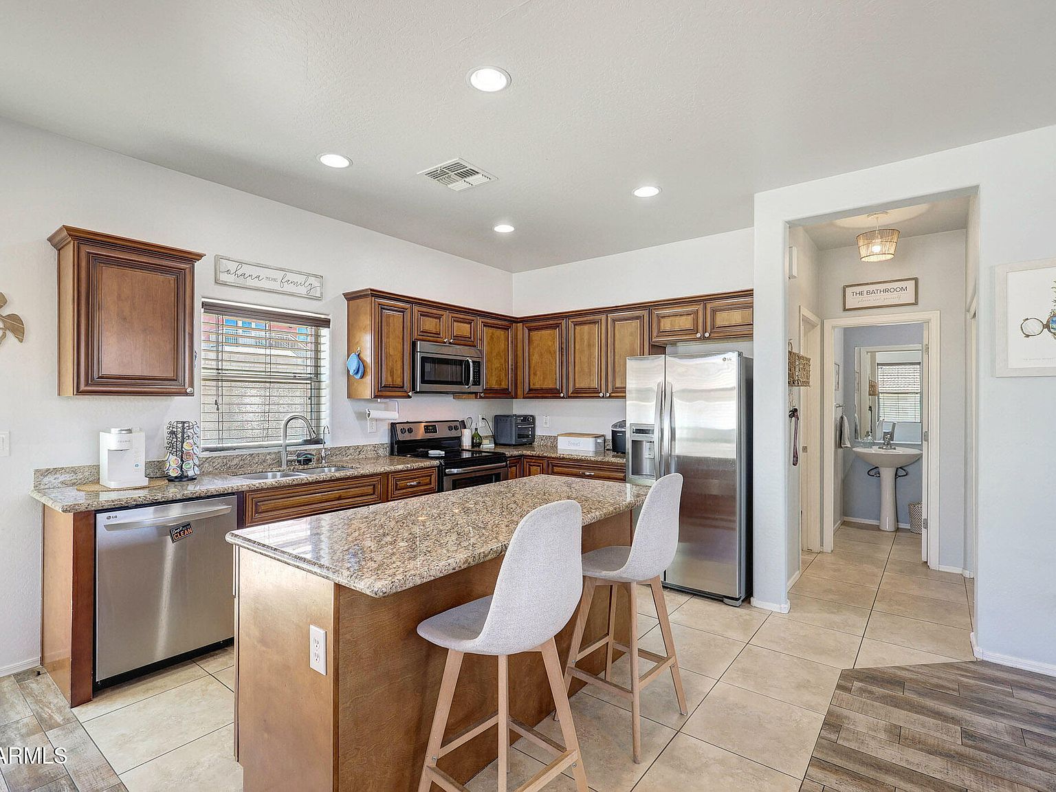 7611 S 15th St Phoenix, AZ 85042  | Single Family