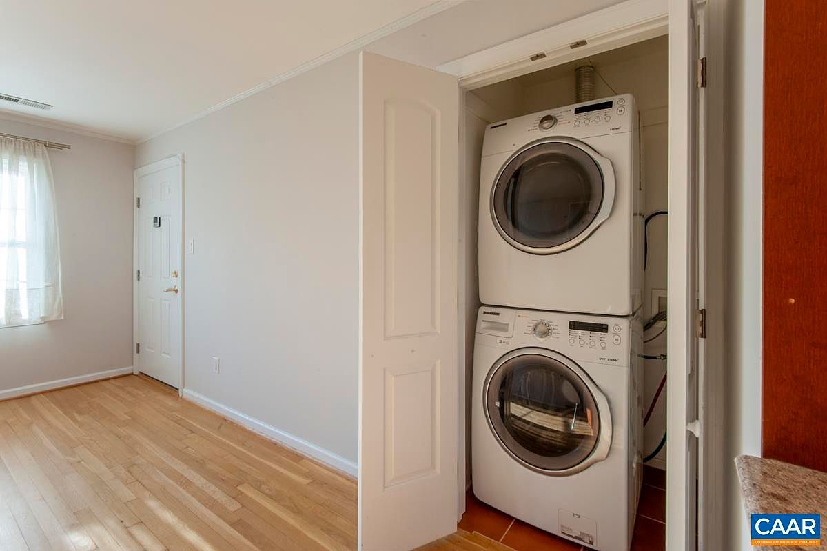 137 Hessian Hills Cir APT 3 Charlottesville, VA 22901  | Condominium