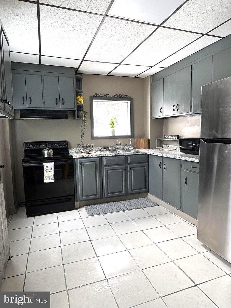 709 W Norwegian St Pottsville, PA 17901  | New build