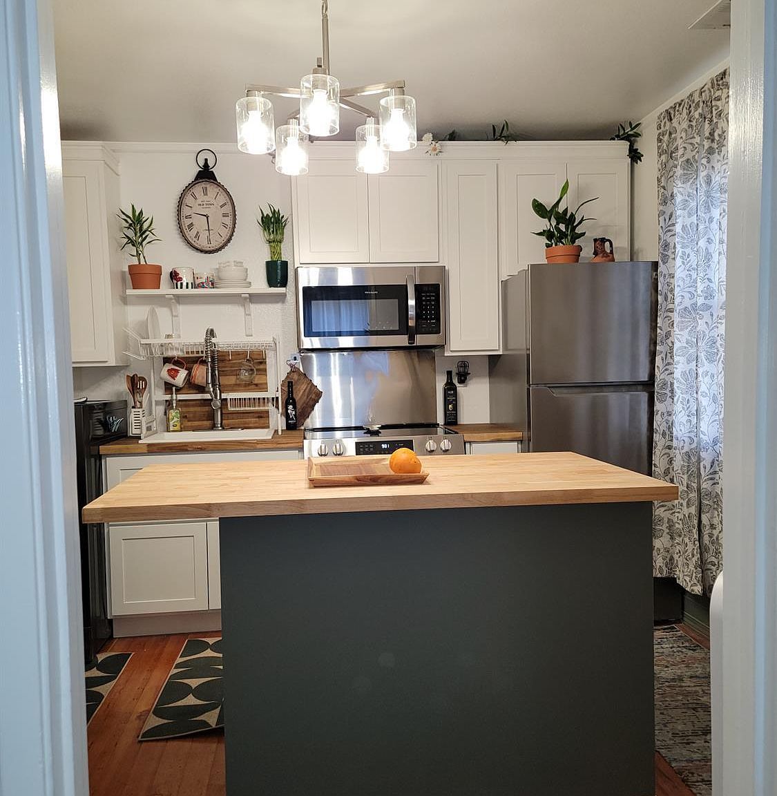 100 Ridgway Ave Santa Rosa, CA 95401  | Single Family