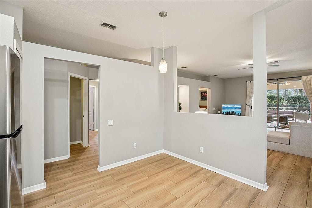 18101 Hamden Park Way Tampa, FL 33647  | Single Family