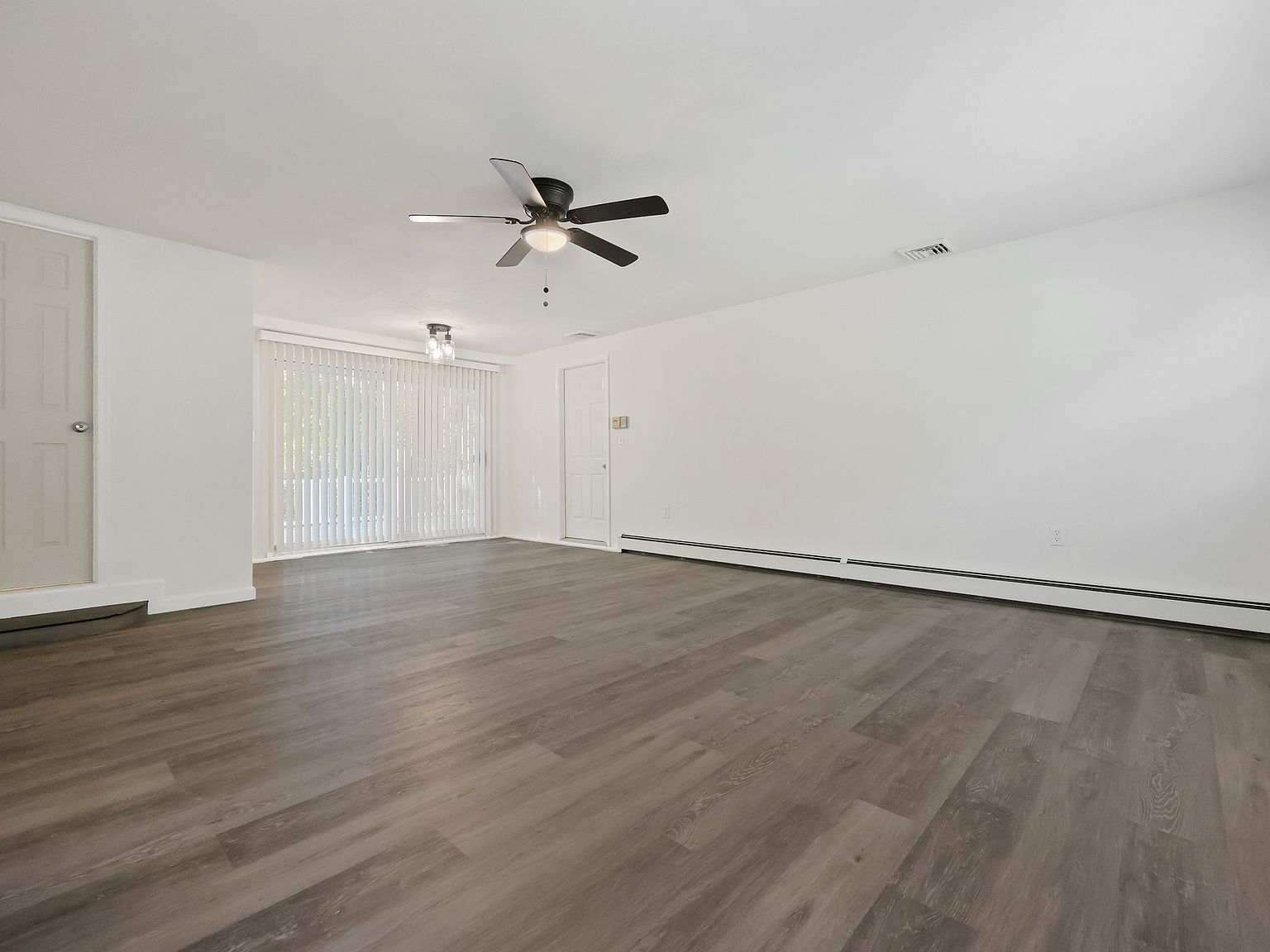 144 Mueller Dr Hamden, CT 06514 | Single Family