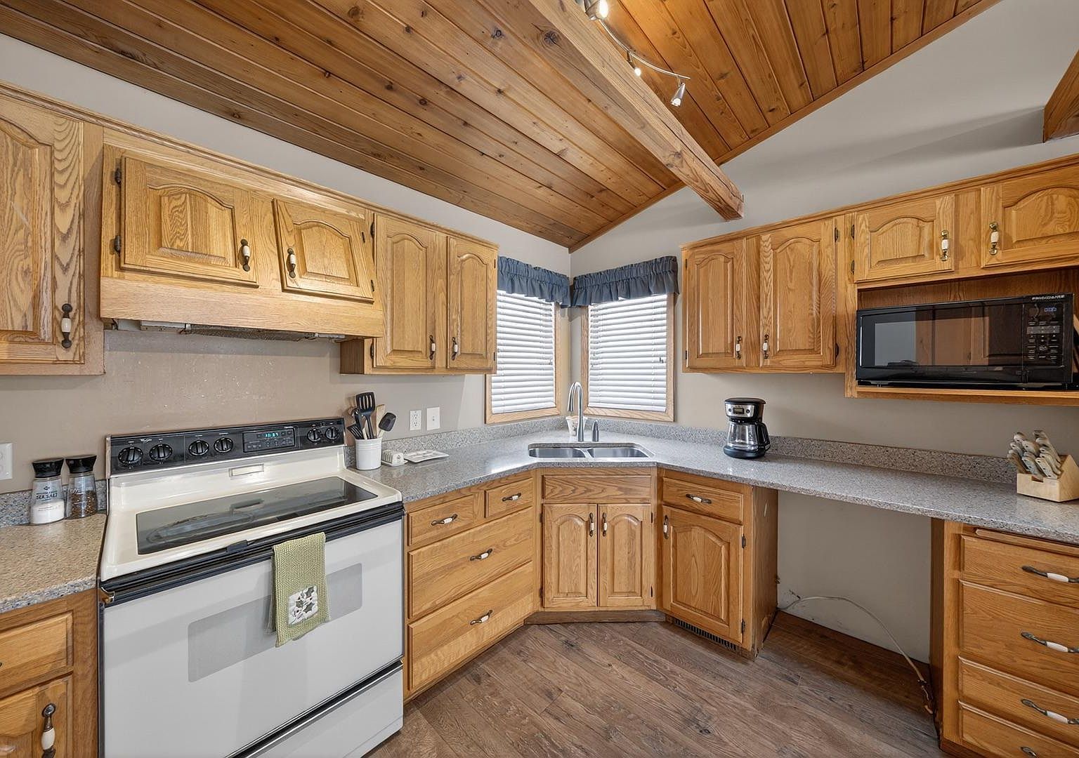 68014 County Road 76 Wabasha, MN 55981  | Single Family