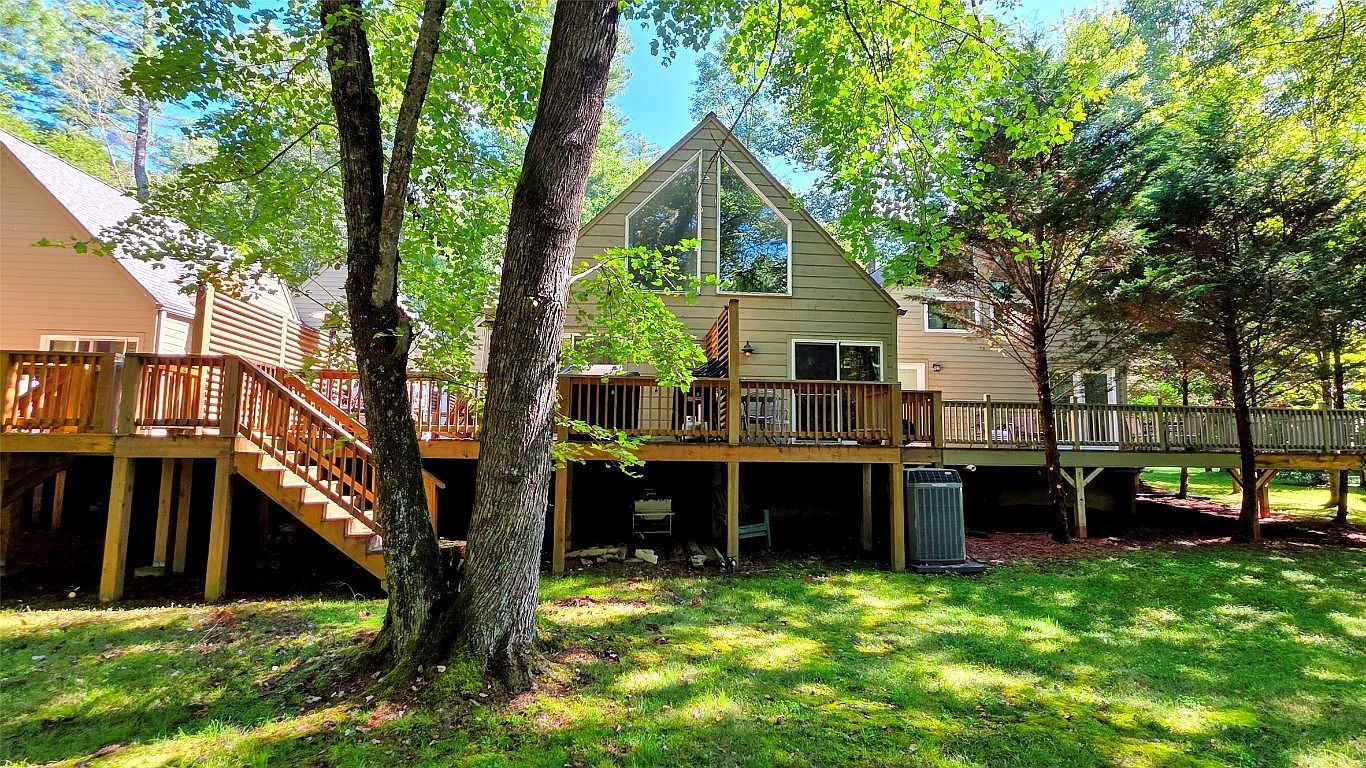 158 River Run #1852 Sapphire, NC 28774 | Condominium