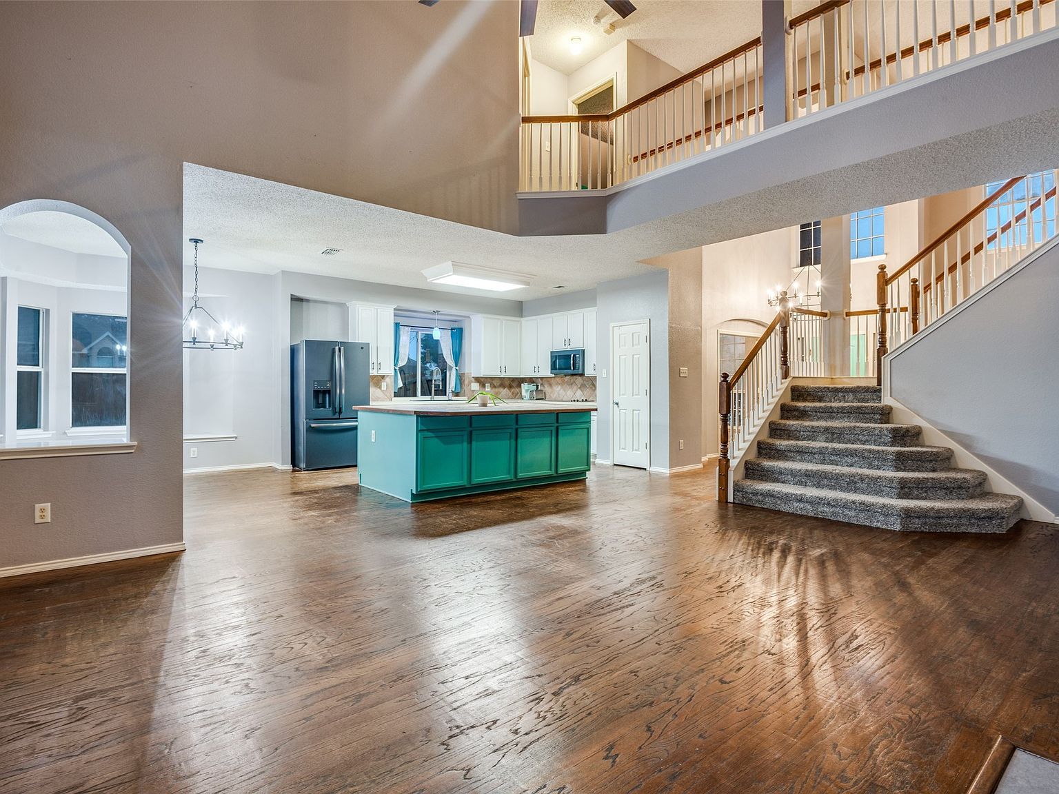 1215 Waterford Oaks Cir Cedar Hill, TX 75104  | Single Family