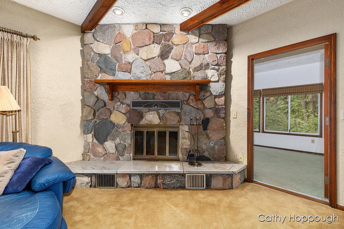 735 Prairie Creek Rd Ionia, MI 48846 | Single Family