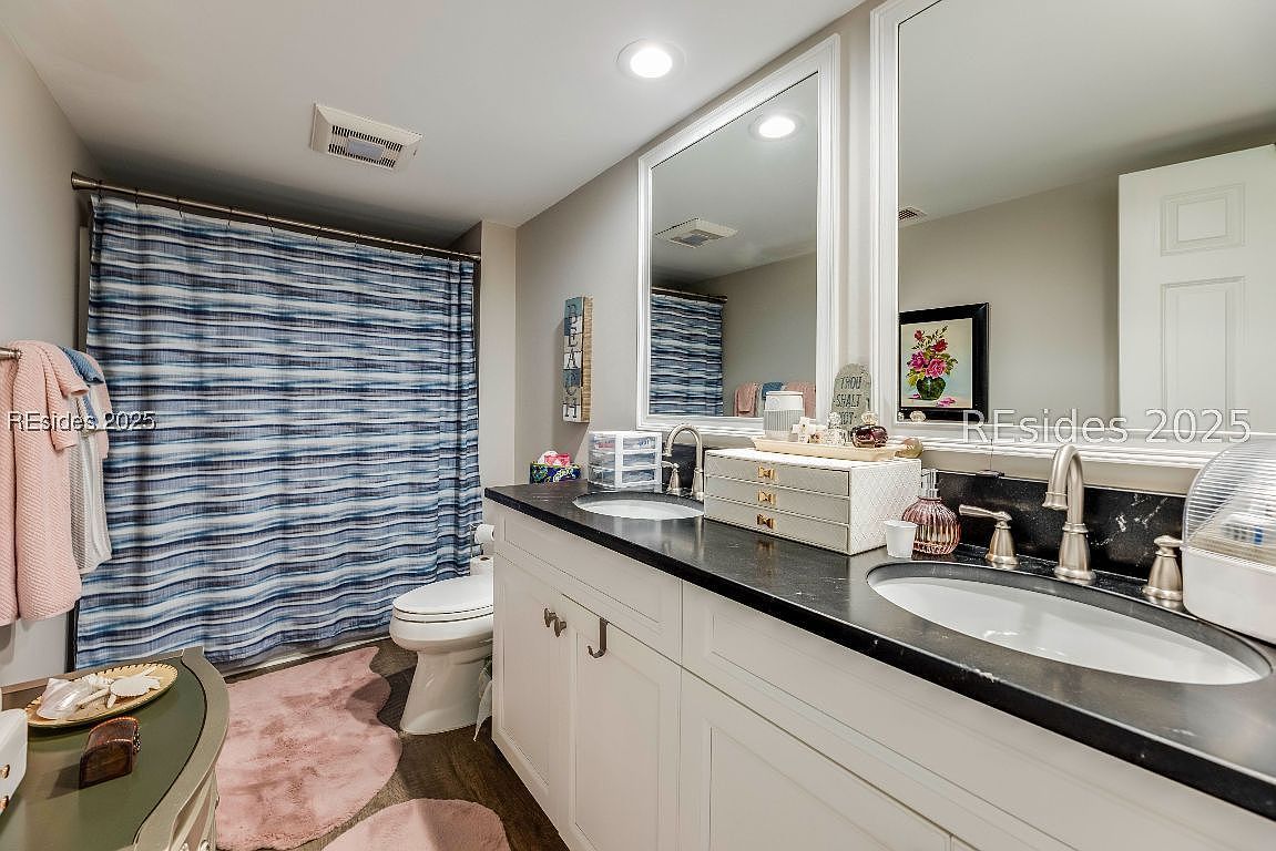 5 Newport Dr APT 2105 Hilton Head Island, SC 29928  | Condominium