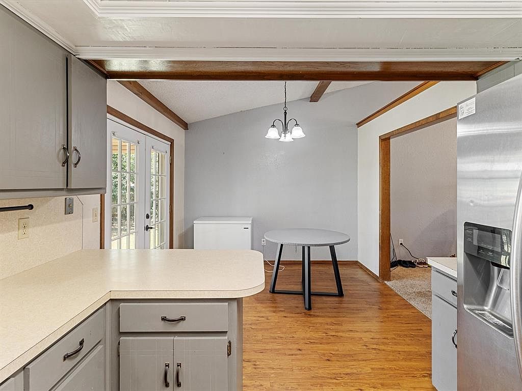 1717 Crest Cir Midwest City, OK 73130  | Single Family