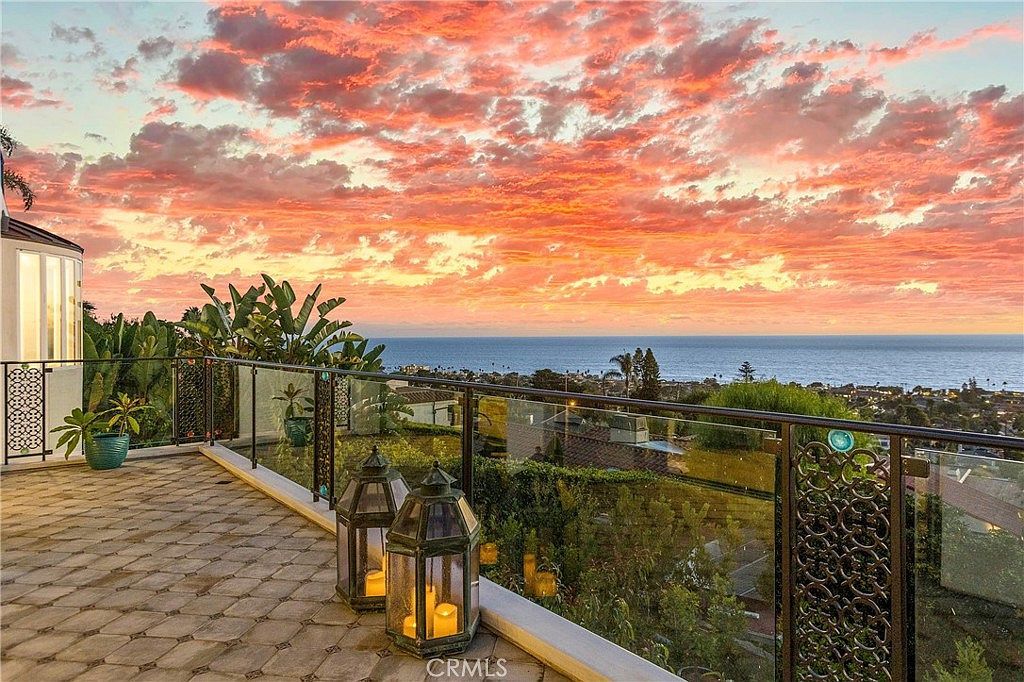 825 Coast Vw Laguna Beach, CA 92651  | Single Family