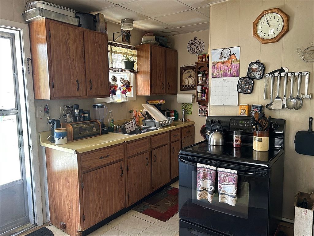 108 Church St Cheshire, MA 01225  | Multi Family