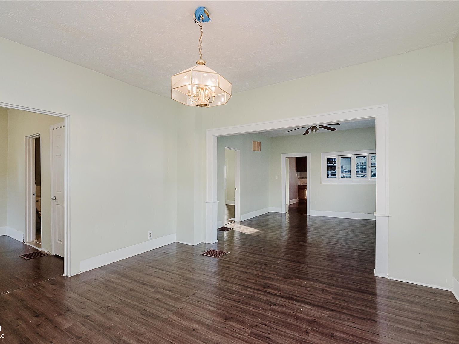 1043 W 37th St Indianapolis, IN 46208  | Single Family