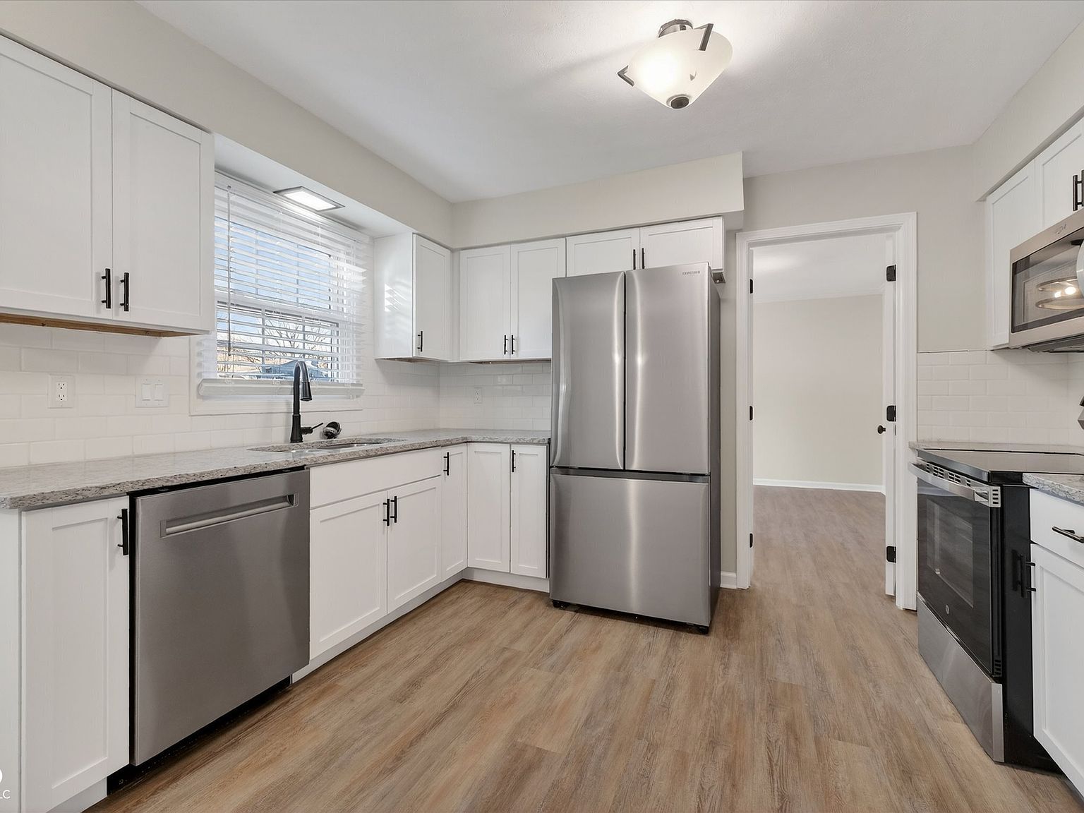 12112 Roxbury Pl Carmel, IN 46033 | Single Family