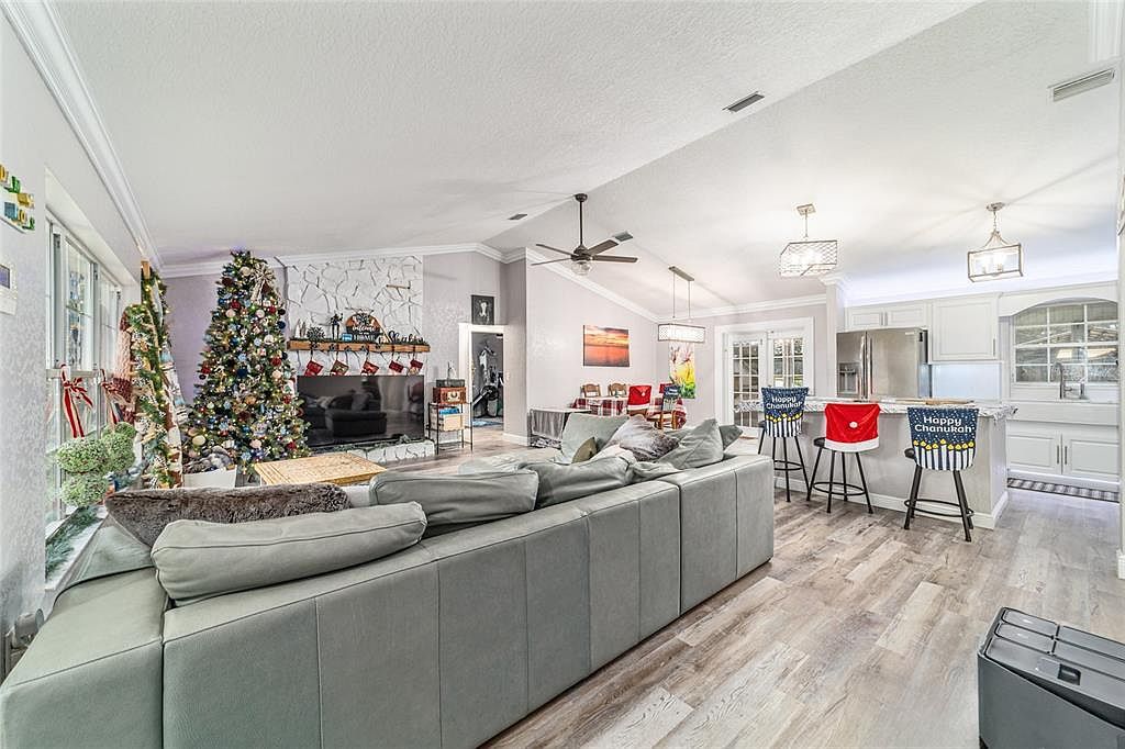 2745 SE 80th St Ocala, FL 34480  | Single Family