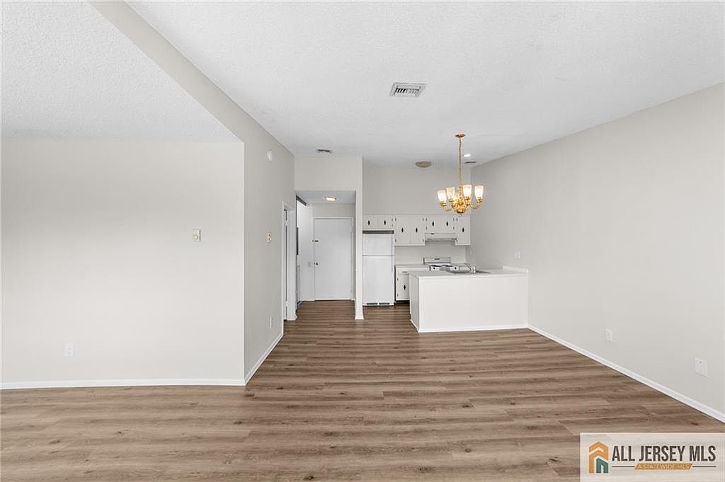 278 Crosse Dr APT 3G Monroe Township, NJ 08831 | Condominium