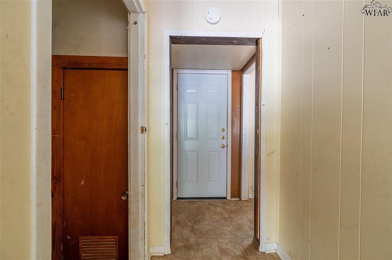 409 Peach St Burkburnett, TX 76354 | Single Family