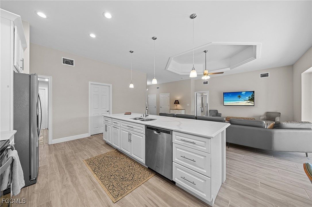 328 SW 26th Ave Cape Coral, FL 33991 | Single Family