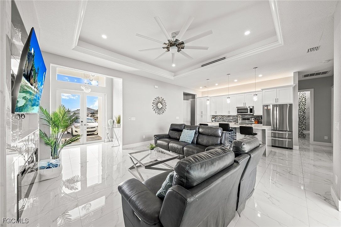 325 Tropicana Pkwy E Cape Coral, FL 33909 | Single Family