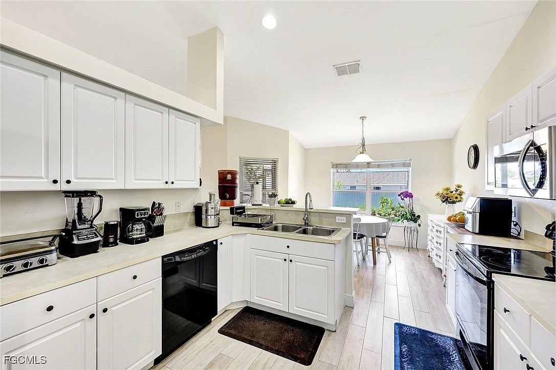 1309 SW 29th St Cape Coral, FL 33914  | Single Family