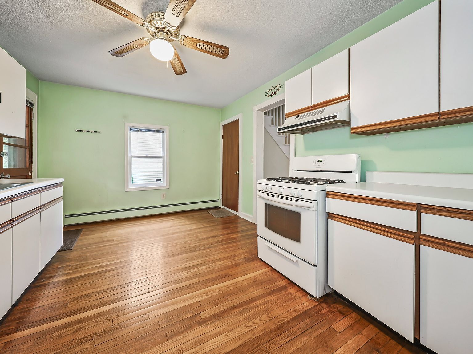 81 Capitol Ave Waterbury, CT 06705  | Single Family