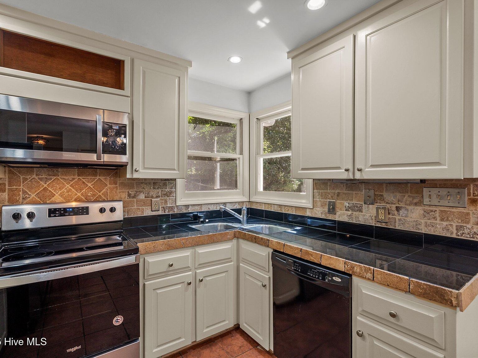 520 E Ohio Ave Southern Pines, NC 28387  | Single Family