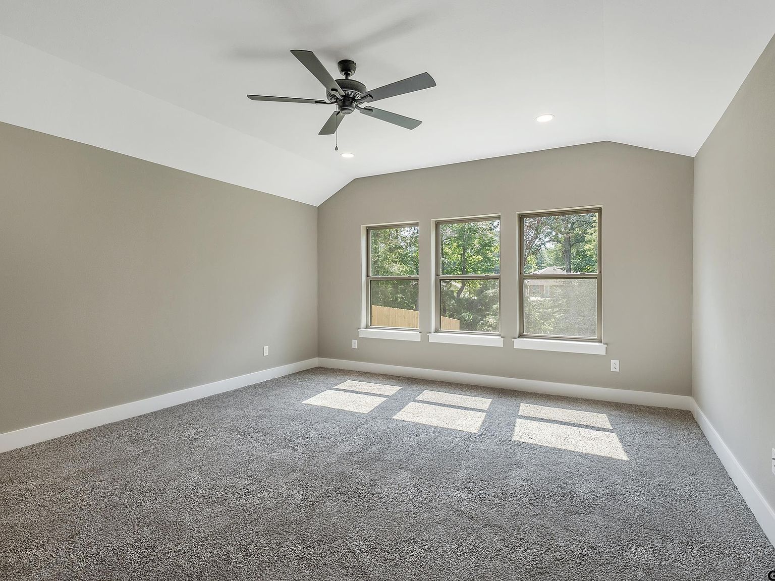 16418 Crossing Cir Lindale, TX 75771 | Single Family