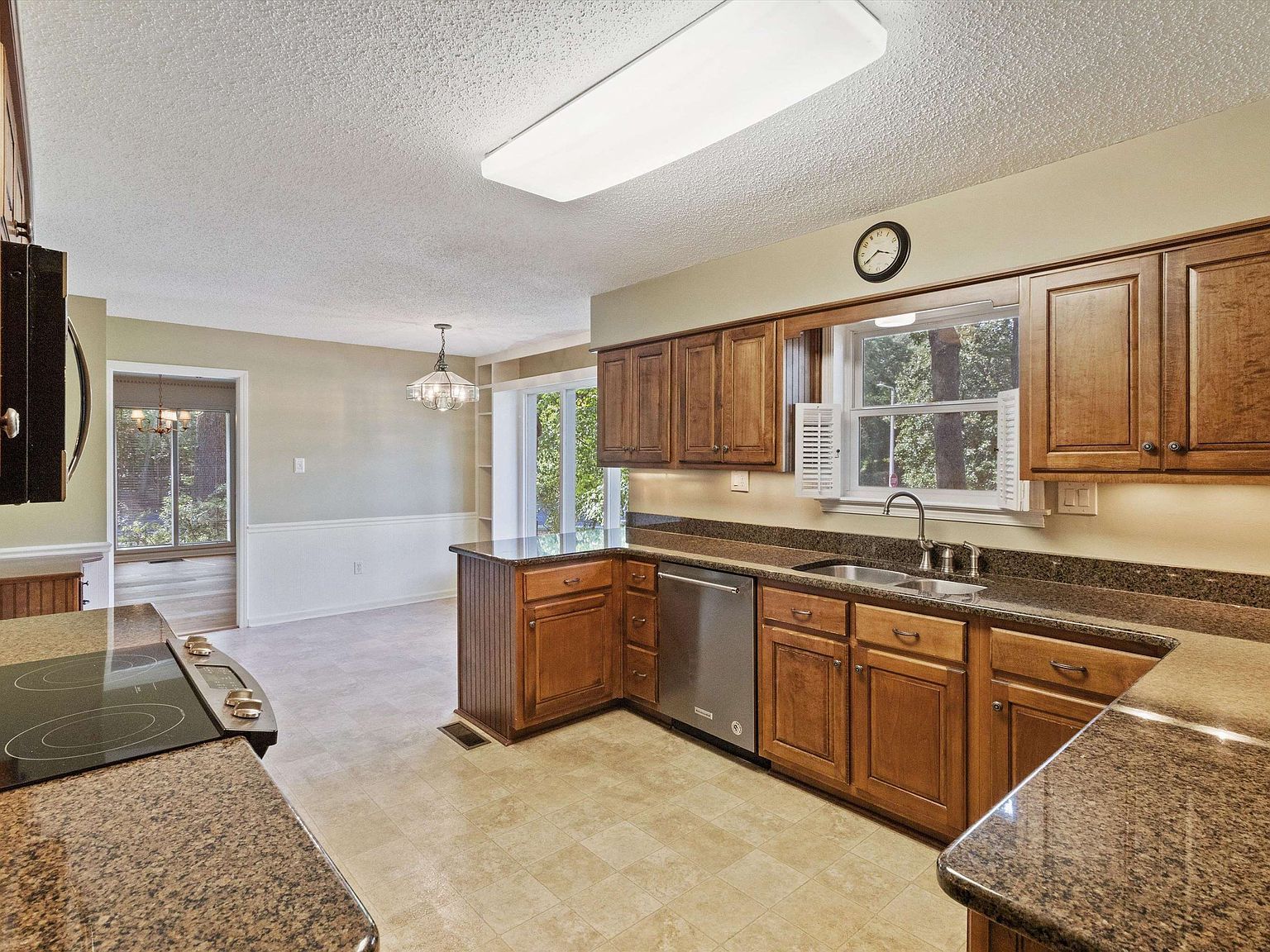 1994 Massey Rd Memphis, TN 38119 | Single Family