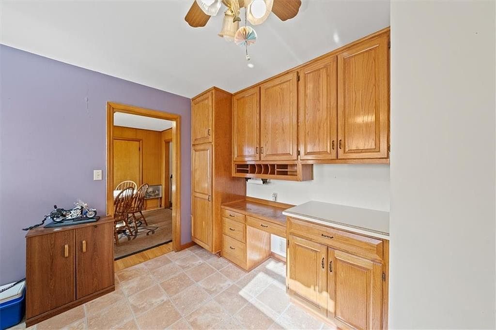 10005 E 69th Ter Raytown, MO 64133  | Single Family