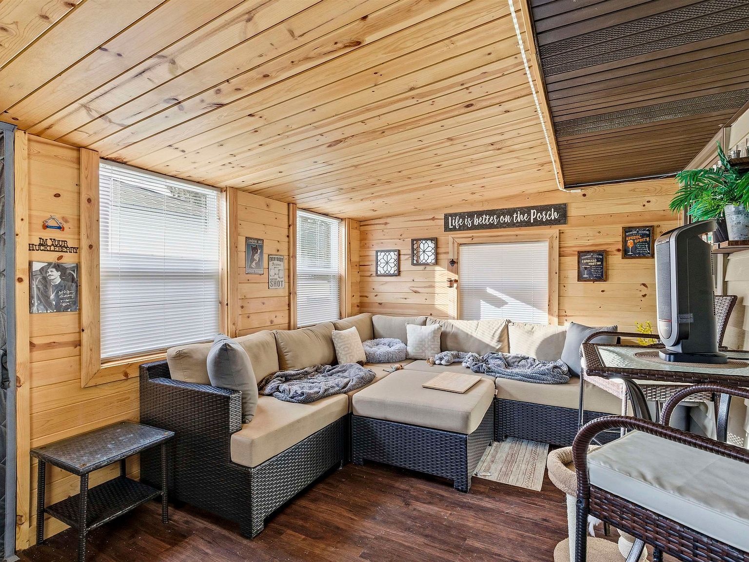 1251 Burnette St Neenah, WI 54956  | Single Family