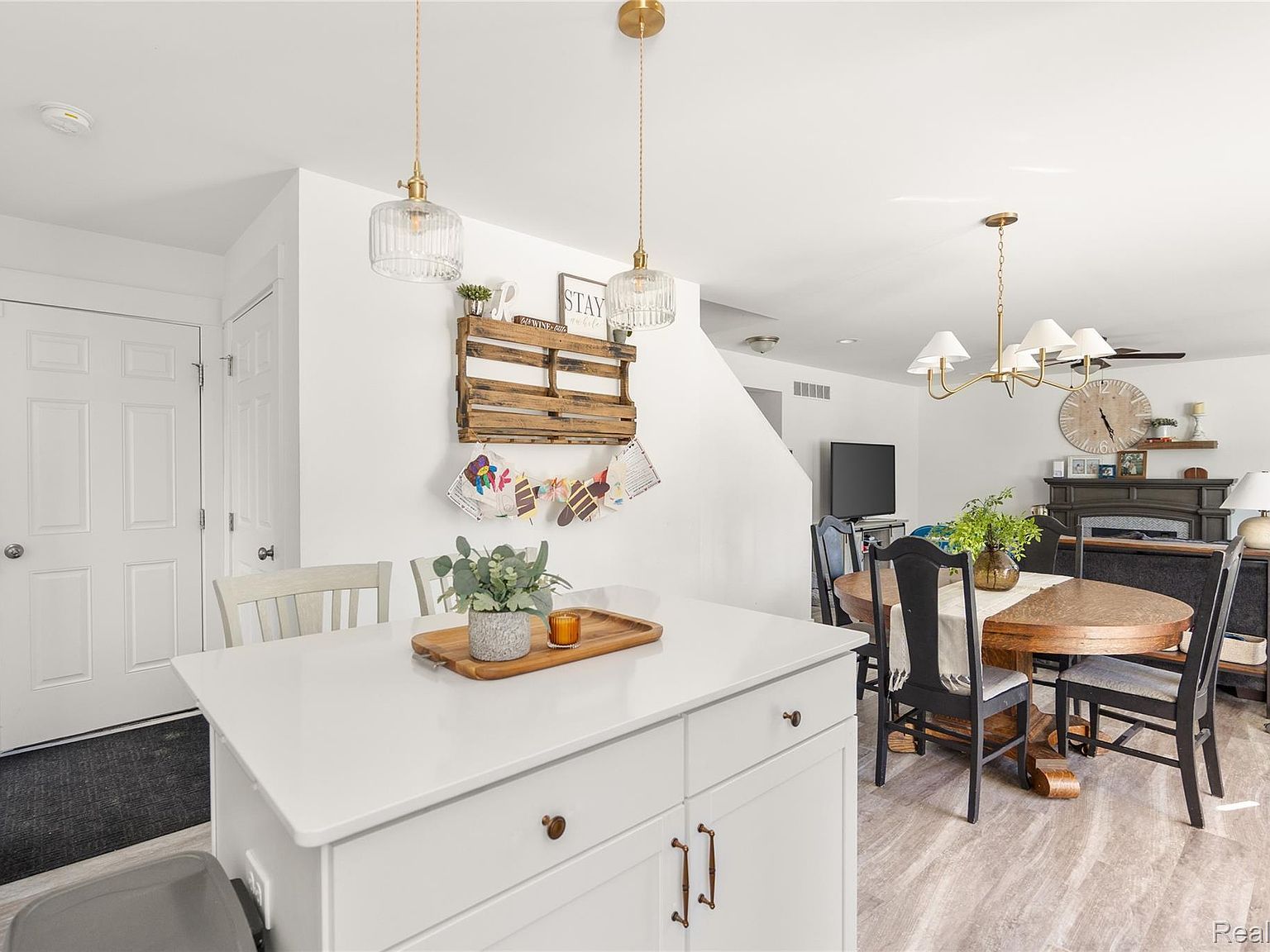 32202 Bradford St New Haven, MI 48048  | Single Family