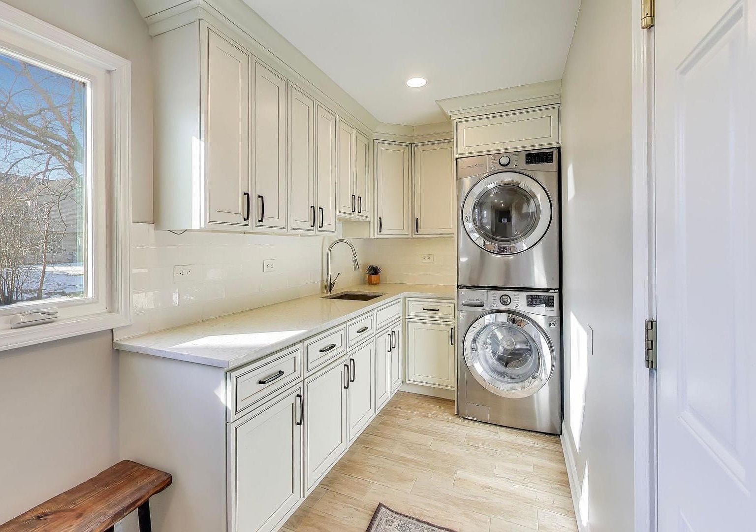 829 Heatherstone Dr Schaumburg, IL 60173  | Single Family