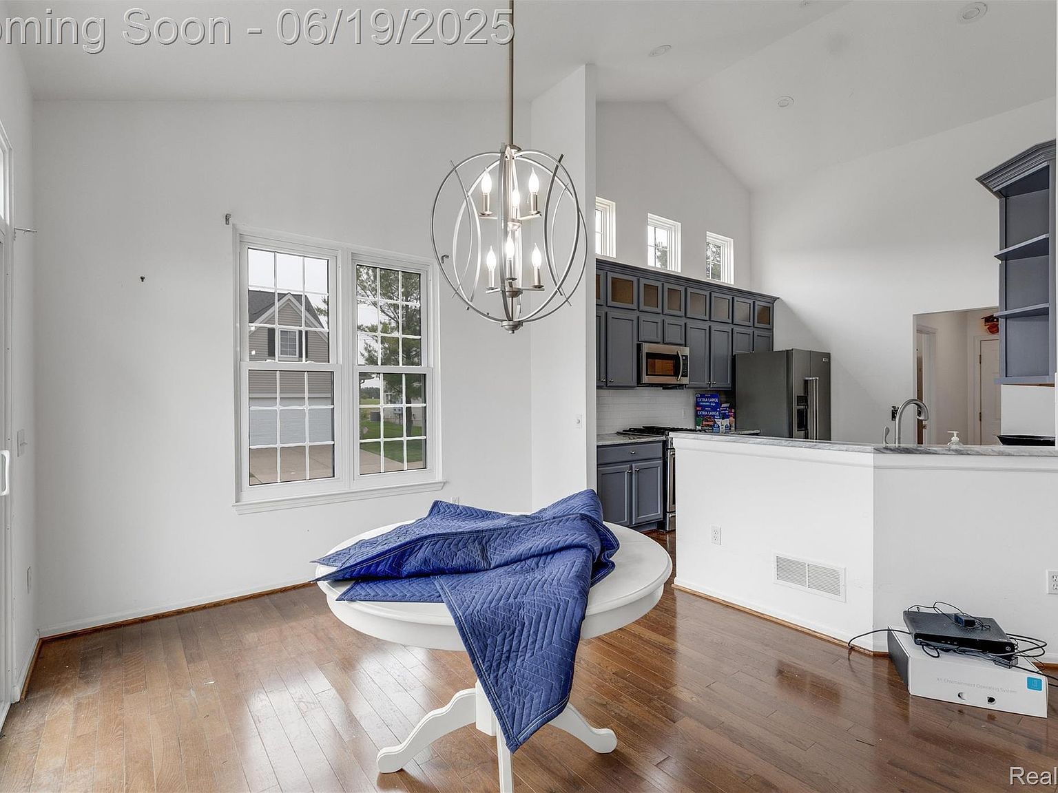 109 Burwyck Park Dr Saline, MI 48176 | Condominium