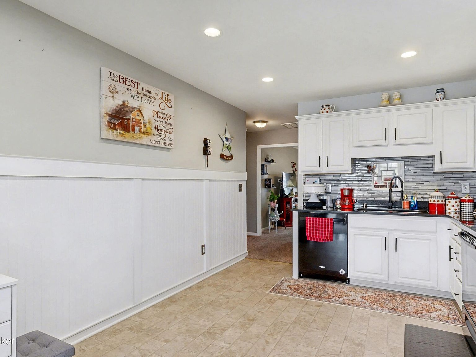 6404 Renate Rd Louisville, KY 40291  | Condominium