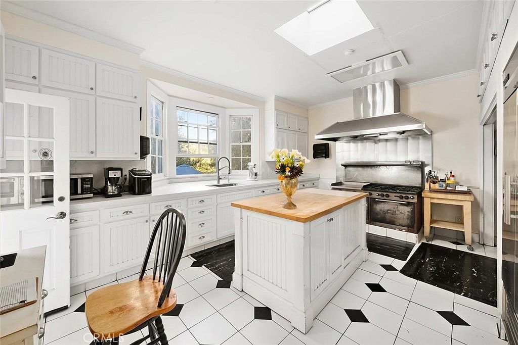 2476 Main St Cambria, CA 93428  | Single Family