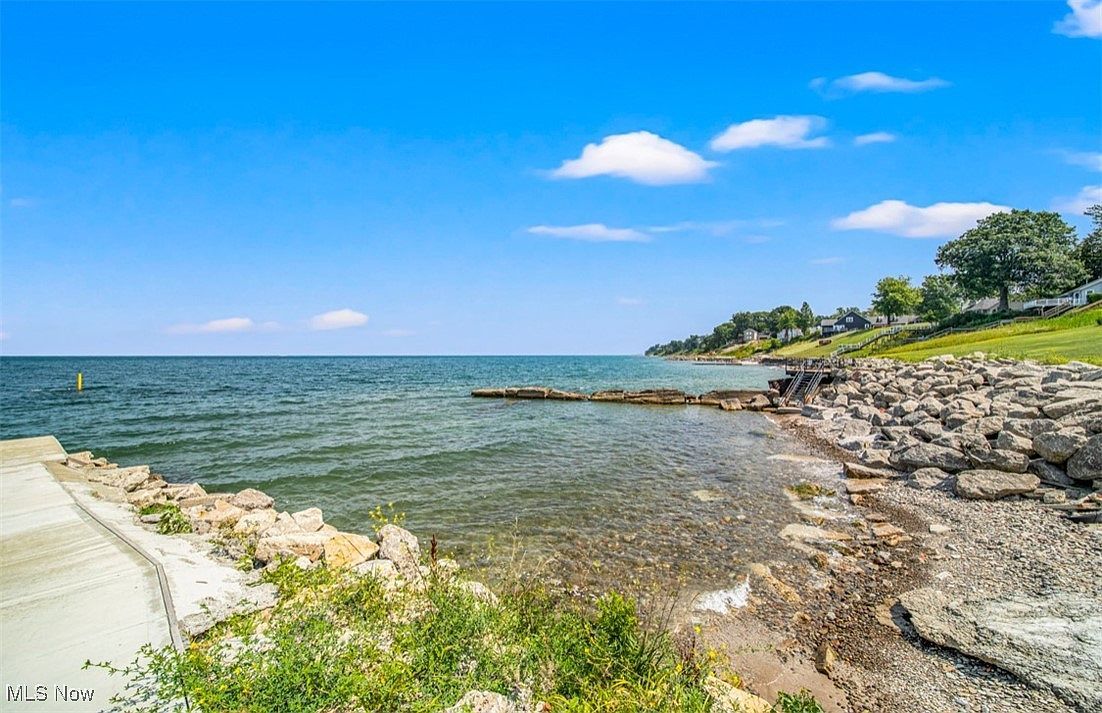 7 Ninevah Bch Ashtabula, OH 44004 | Single Family