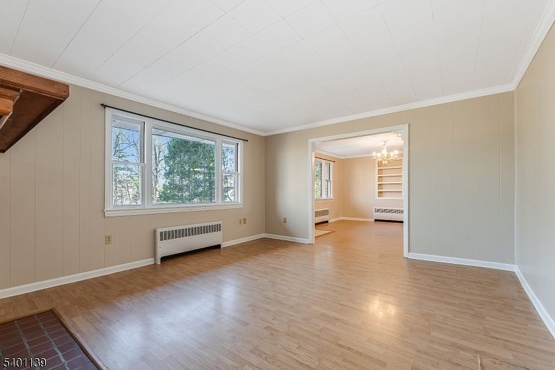 10 Morgan Ln Belvidere, NJ 07823  | Single Family