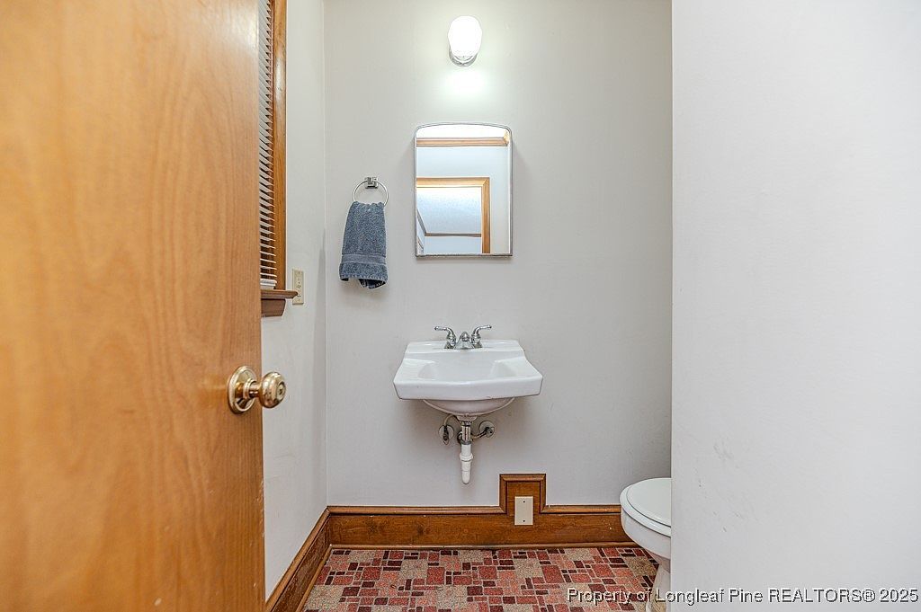 406 McFarland Rd Broadway, NC 27505  | Single Family