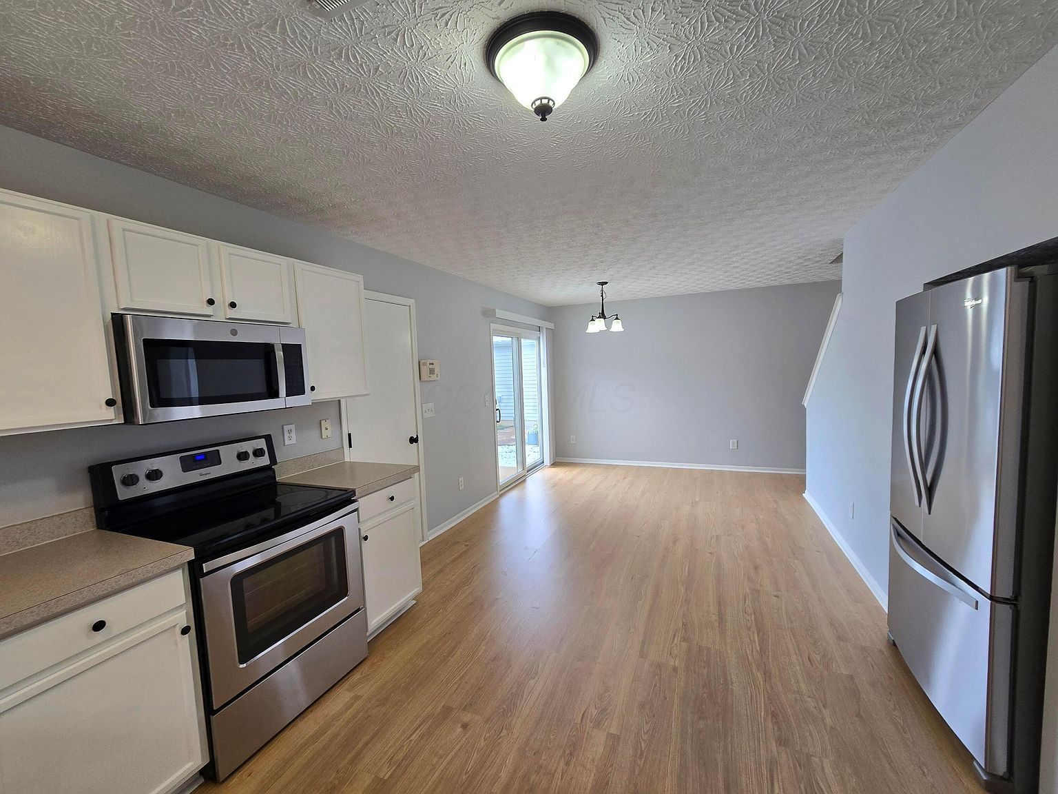 8293 Mira St Columbus, OH 43240  | Condominium