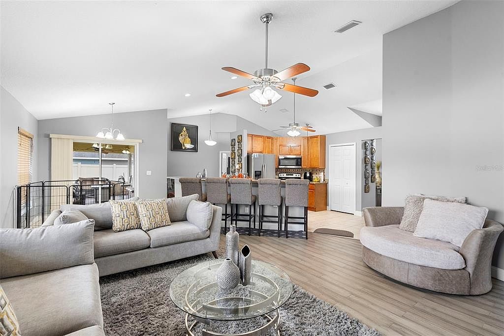 641 Rhodes Dr Deland, FL 32720 | Single Family