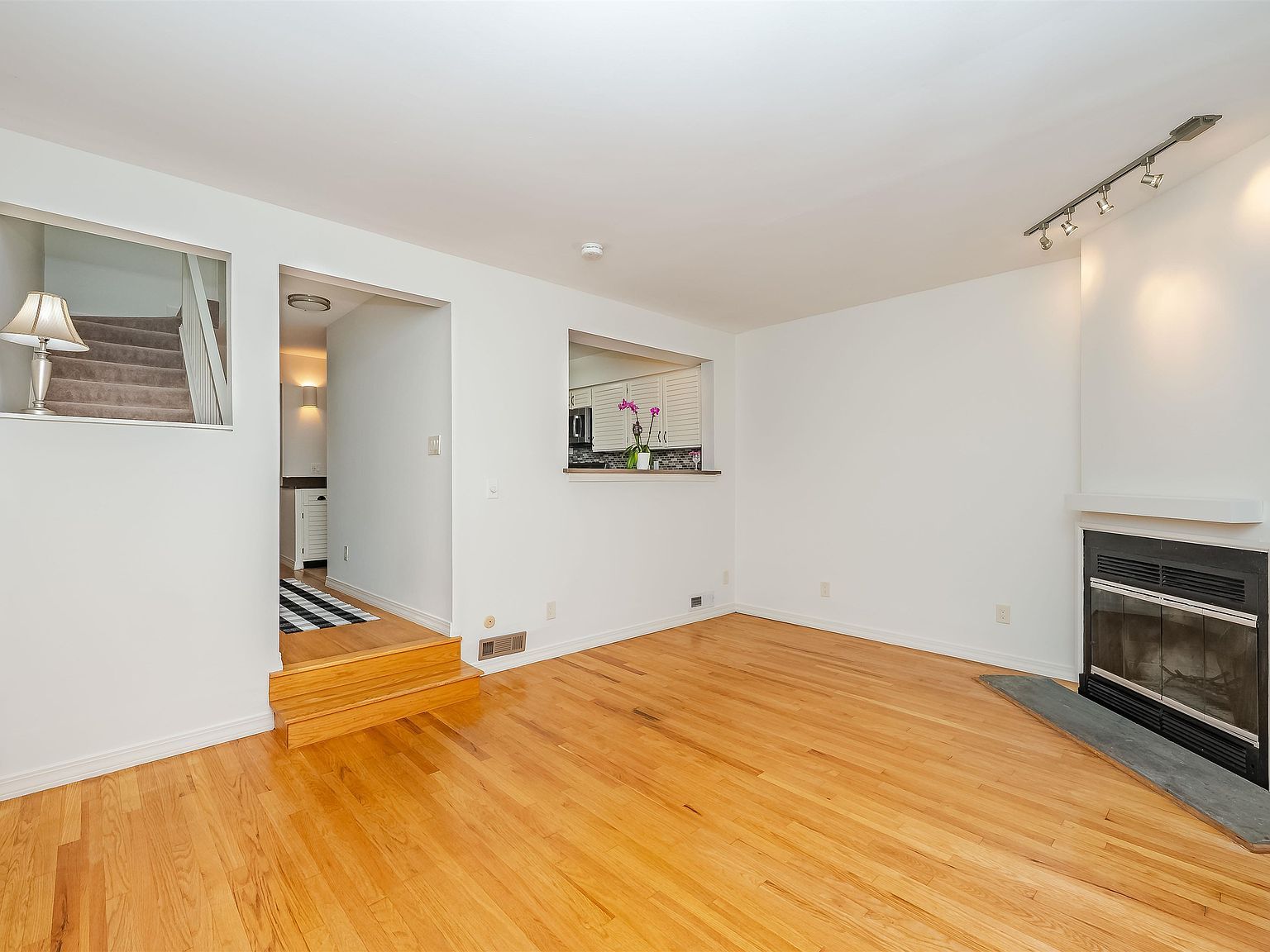 61 Spinnaker Way Portsmouth, NH 03801  | New build