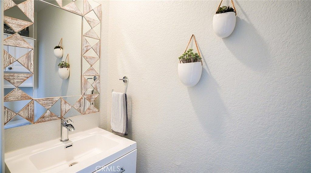 8142 E Naples Ln Anaheim, CA 92808  | New build