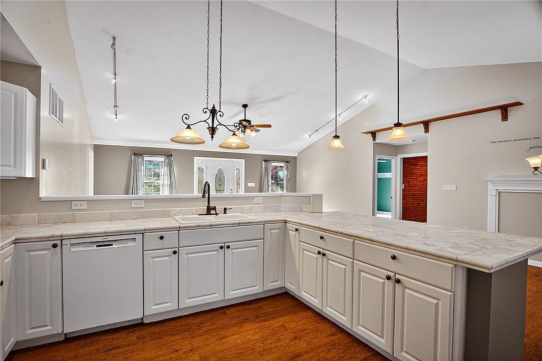 90 Coffeys Crossing Rd Washington, PA 15301 | Single Family