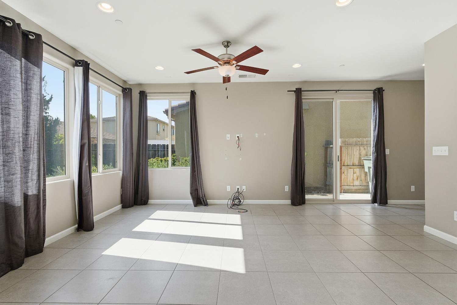 2059 E Axelson Dr Fresno, CA 93730 | Single Family