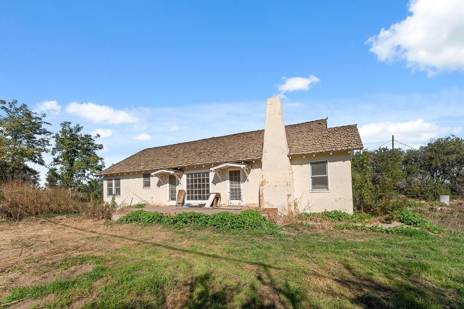 15502 10th Ave Hanford, CA 93230  | Single Family