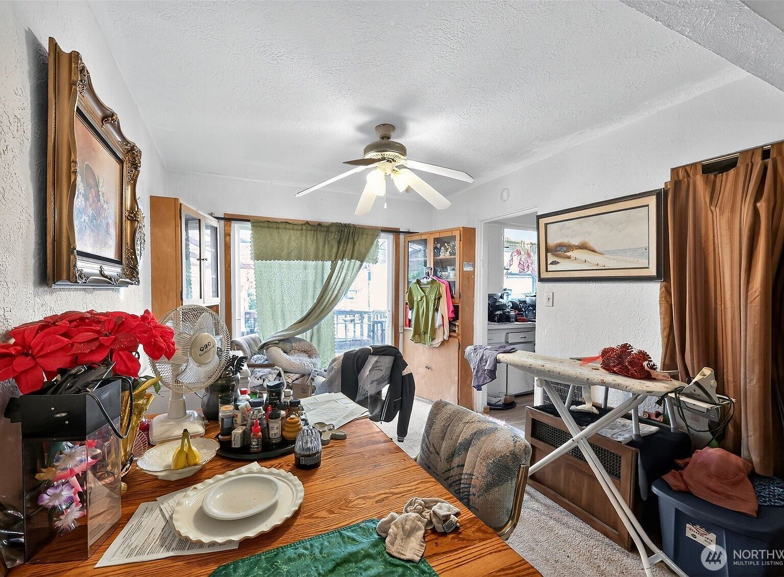 1717 10th Ave Longview, WA 98632  | Single Family