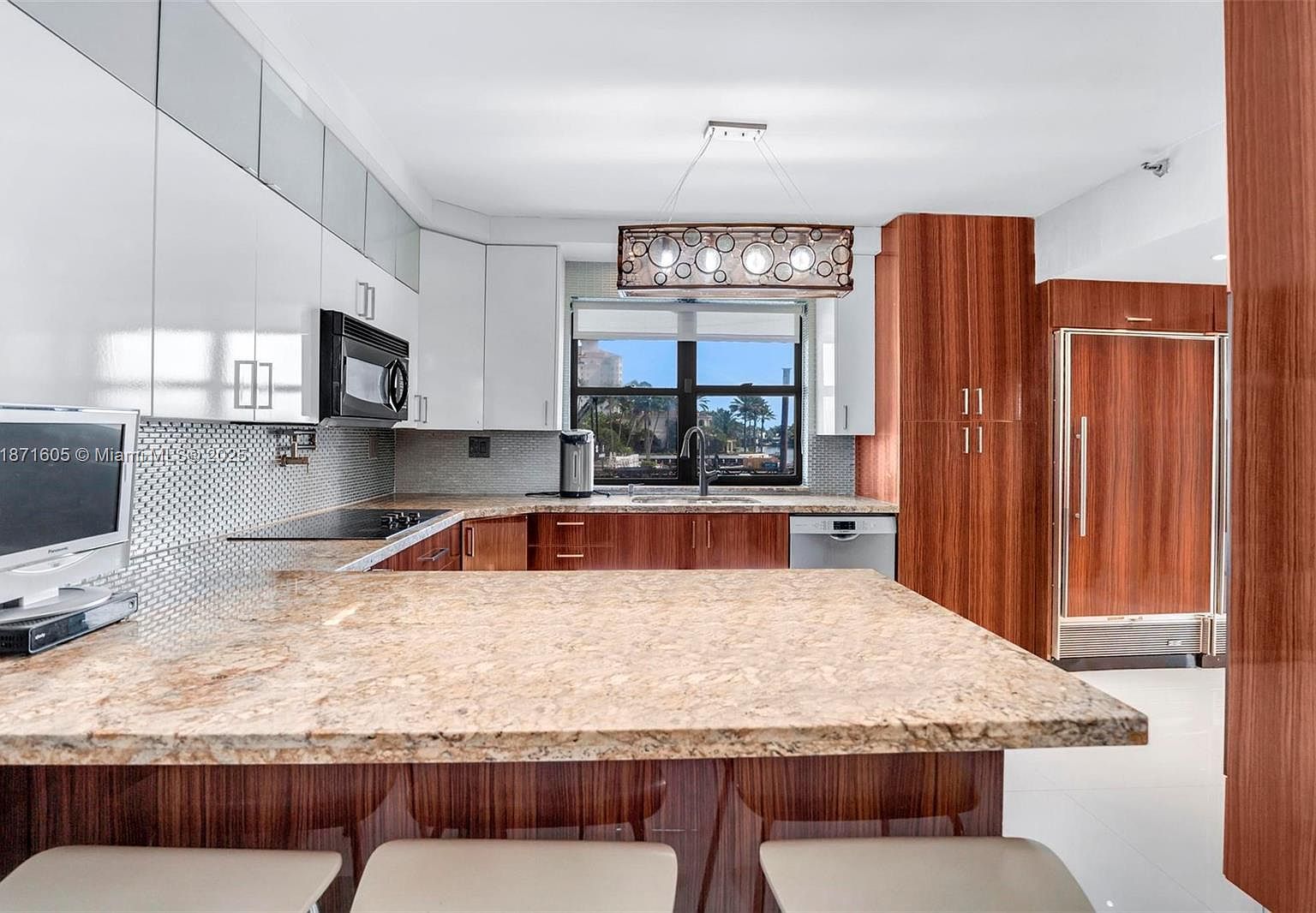 19707 Turnberry Way APT TH6 Miami, FL 33180  | New build