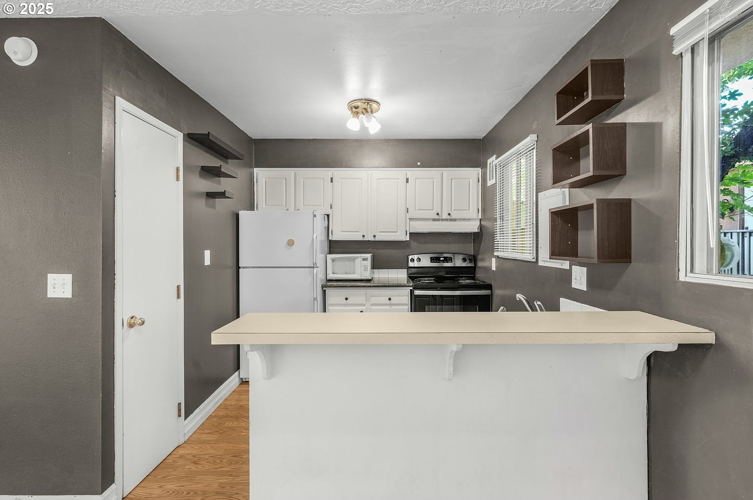 839 SW Broadway Dr APT 74 Portland, OR 97201  | Condominium