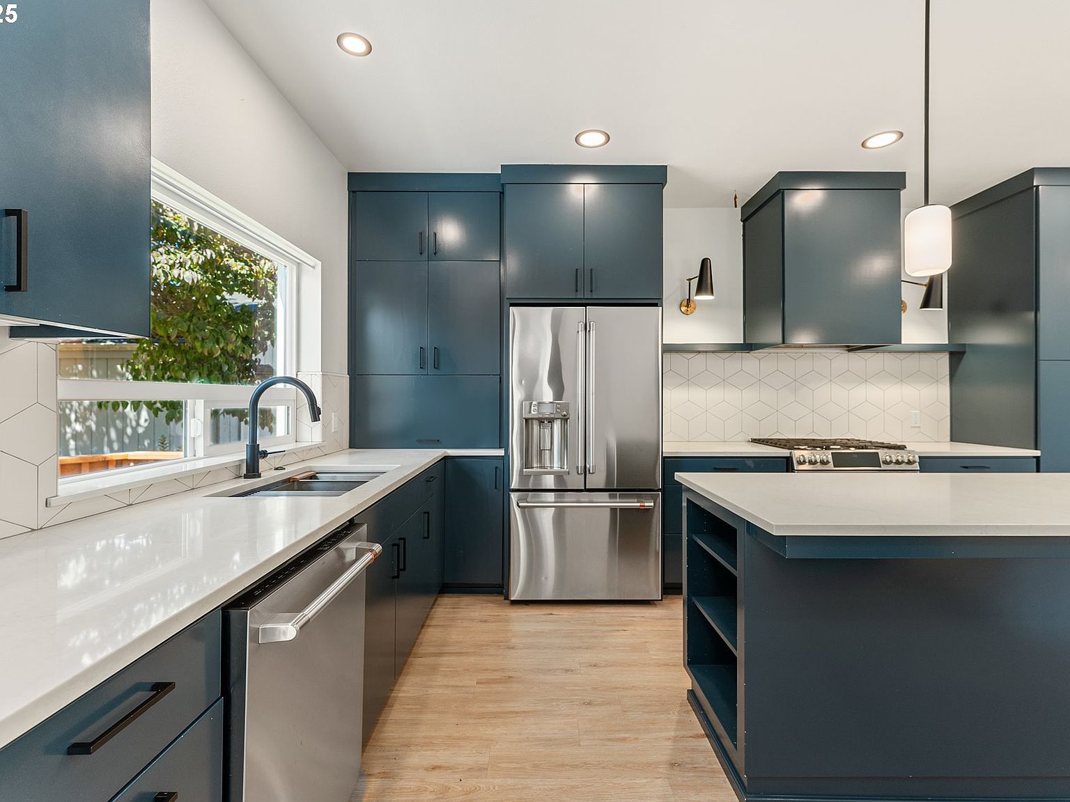 2723 SE 74th Ave Portland, OR 97206 | Single Family