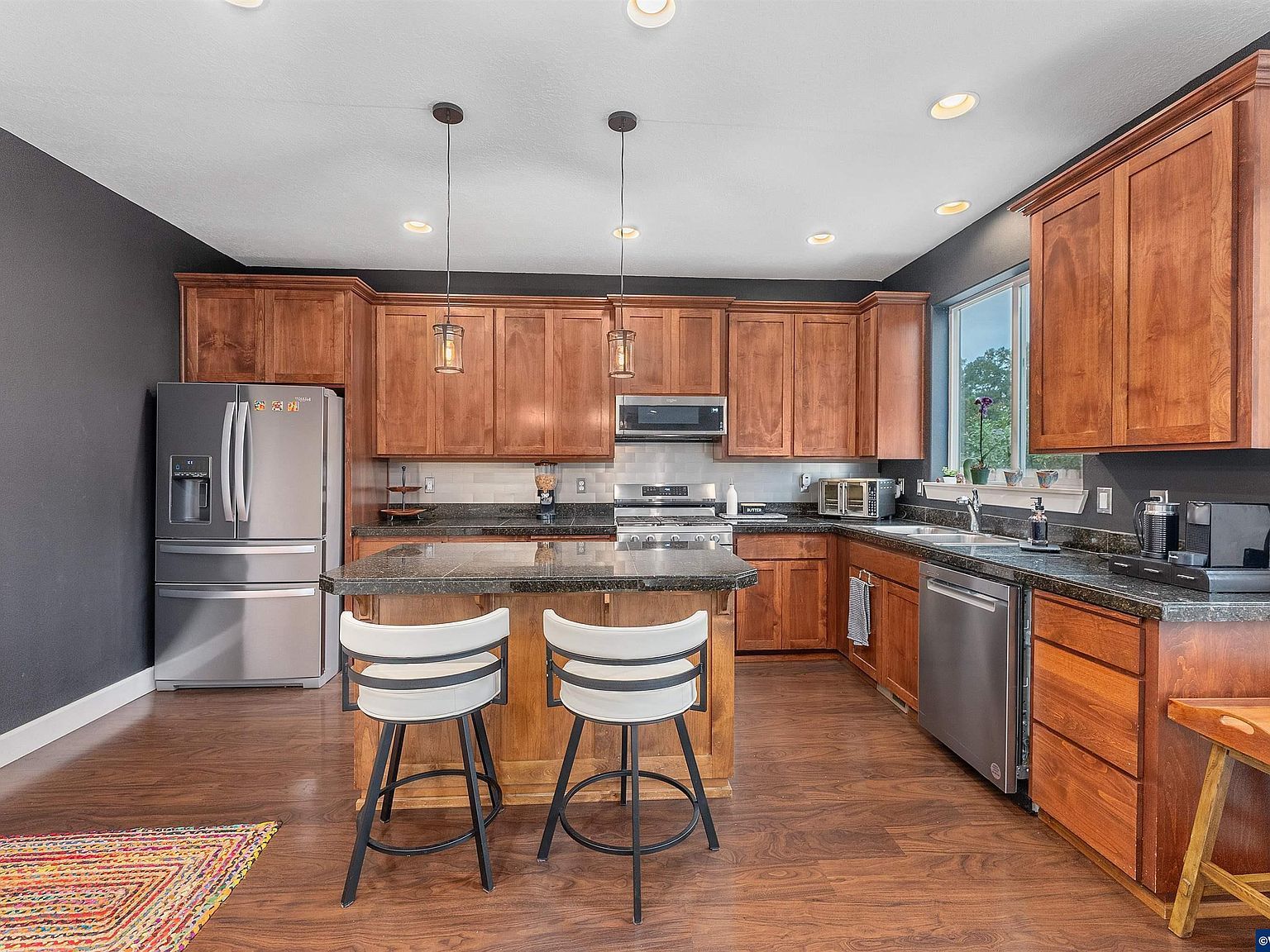 2264 Equestrian Loop S Salem, OR 97302 | Single Family