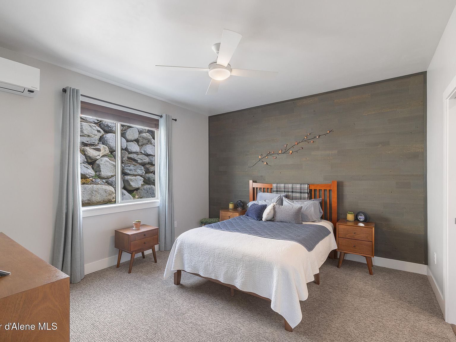 3306 N Ladalia Dr Coeur D Alene, ID 83814  | Single Family